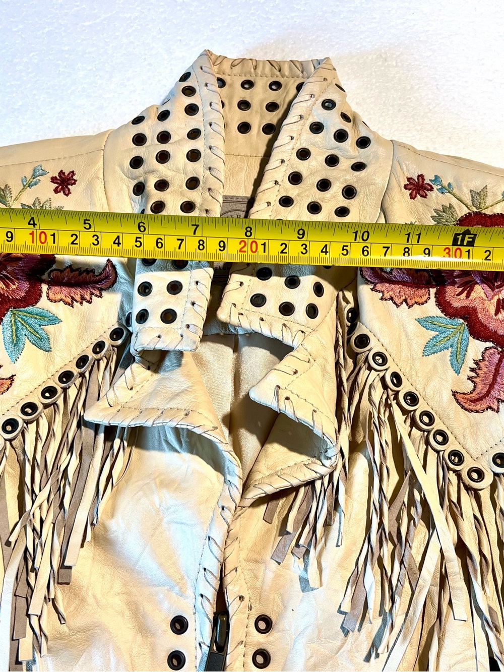 Double D Ranch Cream Leather Fringe Jacket with Embroidered Florals size M - Picture 6 of 16